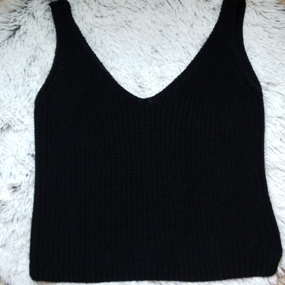 Black Chunky Knit Tank